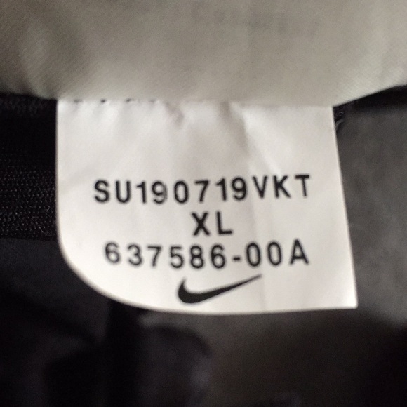 Nike Men’s Sports Casual Dri-Fit T-shirt - Picture 7 of 7